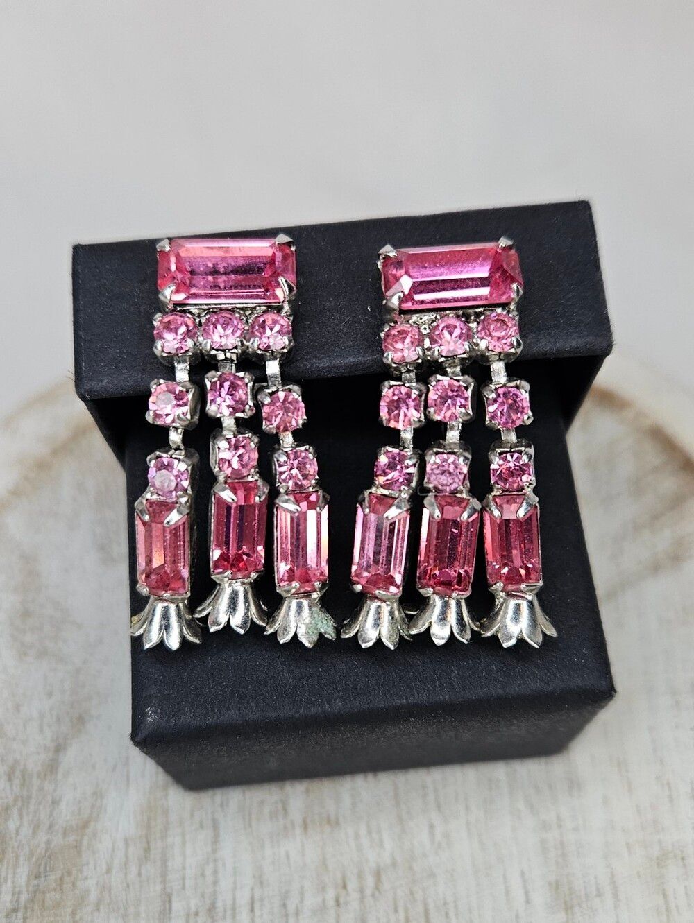 Vtg 1950s Pink Rhinestone Waterfall Chandelier Earrings Screw Back Clip On